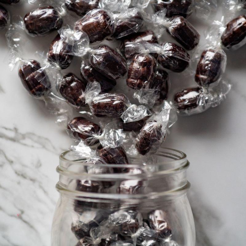 Root Beer Barrels 16oz. Savor the old-fashioned goodness of these classic Root Beer Barrels! With each hard candy, you’ll get a burst of nostalgic root beer flavor that takes you back in time. A deliciously sweet treat for anyone who loves the iconic taste of root beer. $6.00 USD
