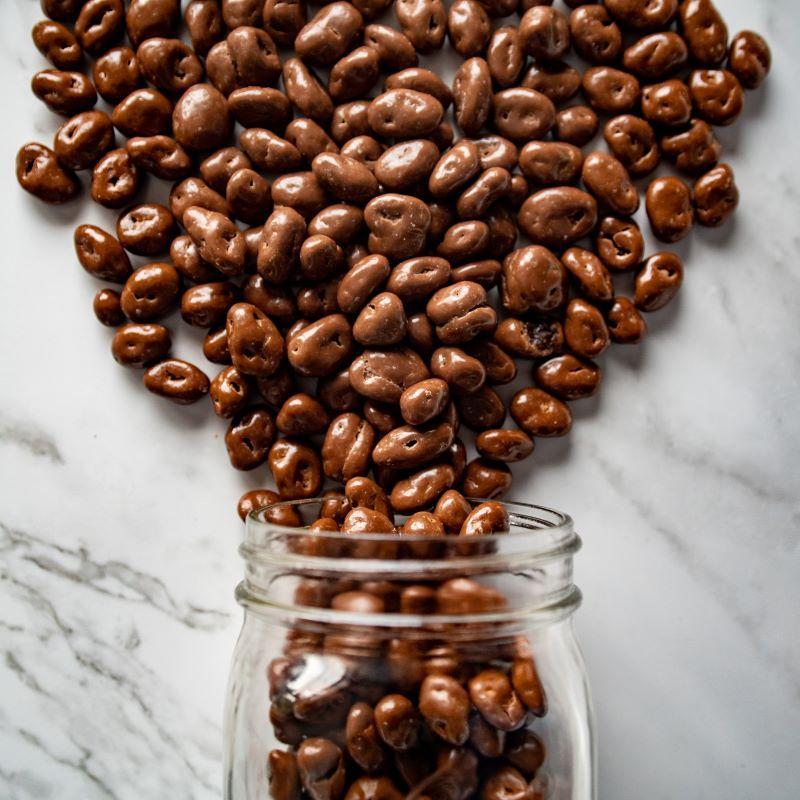 chocolate covered raisins 14oz. Raisins wrapped in a thick, smooth layer of chocolate—what’s not to love? Perfect for satisfying your sweet tooth! $10.00 USD