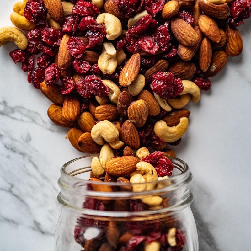 sweet and simple 14oz. The perfect healthy snack, with just three simple ingredients—raw almonds, cashews, and cranberries! A sweet and satisfying blend that’s both delicious and nutritious. $9.29